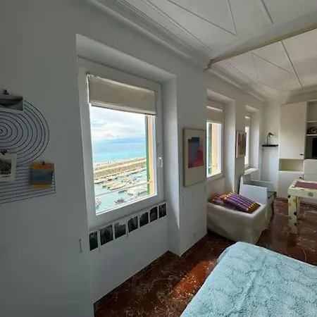 Attico Sul Porticciolo Antico Di Camogli