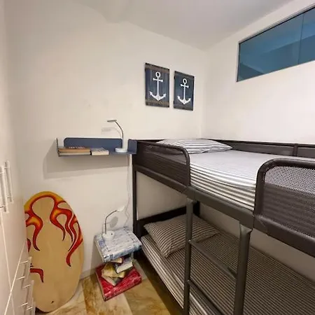 Attico Sul Porticciolo Antico Di Appartement
