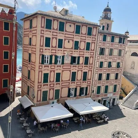 Appartamento Attico Sul Porticciolo Antico Di Camogli