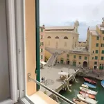 Attico Sul Porticciolo Antico Di Camogli