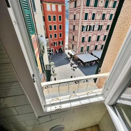 Attico Sul Porticciolo Antico Di